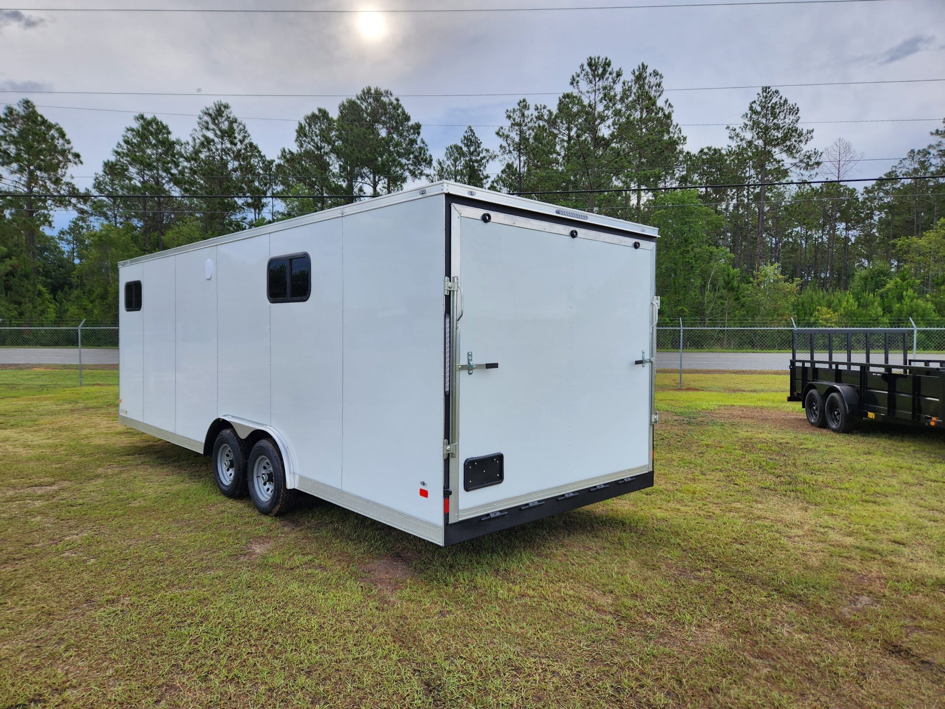 24′ Jobsite Office image 3